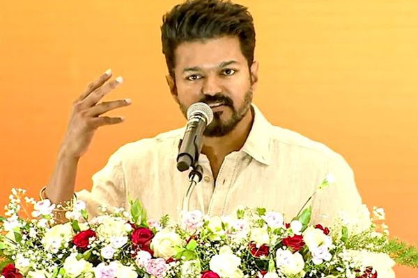 அரசியலில் களமிறங்கும் விஜய்.. போட்டிக்கு வரும் அஜித் | Ajith Clash With Vijay Political Party Announce