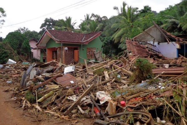 நாவலப்பிட்டி மண்சரிவில் புதையுண்ட 08 சடலங்கள் மீட்பு | Eight Bodies Recover The Nawalapitiya Landslide