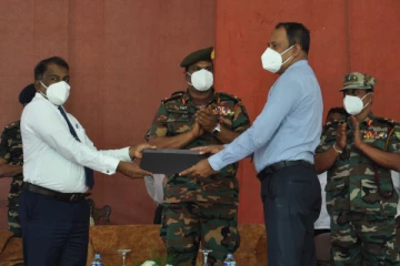 இராணுவம் வசமிருந்த காணிகள் உரிமையாளரிடம் ஒப்படைப்பு