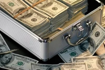 சுவிட்சர்லாந்தில் வங்கிக்கணக்கு துவக்கும் அமெரிக்க பணக்காரர்கள் எண்ணிக்கை அதிகரிப்பு