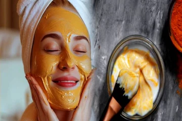 சருமம் தங்கம் போல் ஜொலிக்கணுமா? அப்போ மஞ்சளை வைத்து இப்படி Skin Care பண்ணுங்க