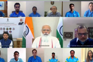 நாடே உங்களை பற்றி பேசிக் கொண்டிருக்கிறது: பிரதமர் மோடி புகழாரம்