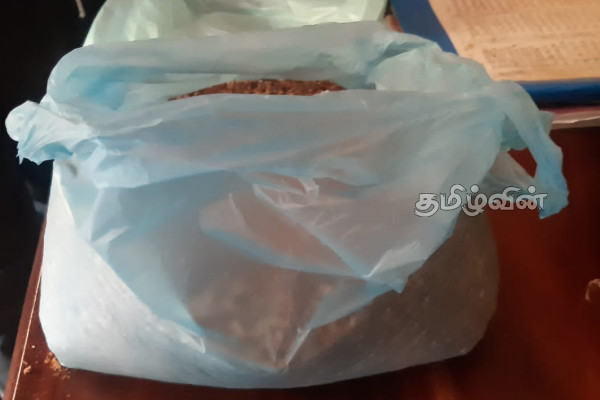 மாணவர்களை இலக்கு வைத்து கஞ்சா கலந்த போதைப்பொருள் விற்பனை(Photos) | Sale Of Cannabis Infused Mawa Targeting Students