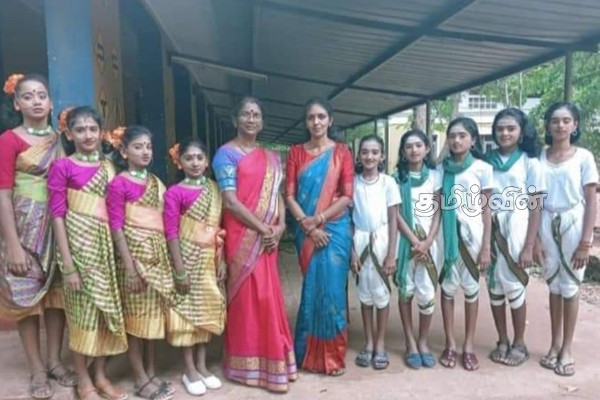 தேசிய மட்டத்தில் ஐந்து போட்டிகளில் மு/வற்றாப்பளை ம.வி.முதலிடம்(Photos) | Variappalai M V Achievement In Musical Theatre