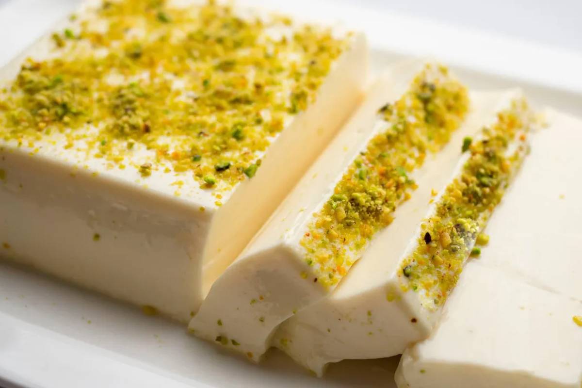 தித்திக்கும் சுவையில் தேங்காய் பால் புட்டிங்.., எப்படி செய்வது? | Coconut Milk Pudding Recipe In Tamil