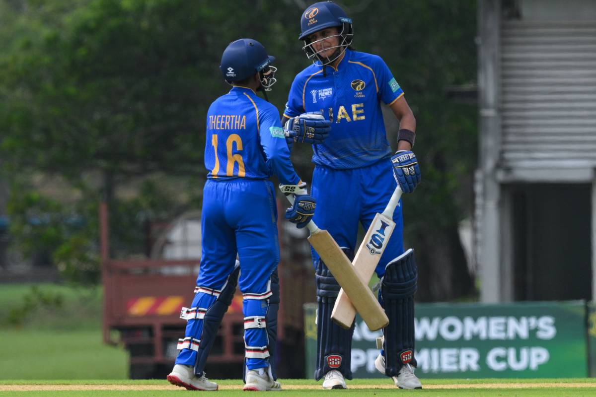 சர்வதேச T20 போட்டியில் வெறும் 5 பந்துகளில் வெற்றி பெற்றி அணி | Uae Womens Chased Target In Just 5 Balls In T20I