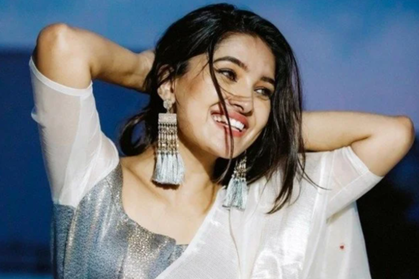 நடிக்க வருவதற்கு முன் நடிகை வாணி போஜன் எப்படி இருந்தார் தெரியுமா.. இதோ பாருங்க | Vani Bhojan Old Photo