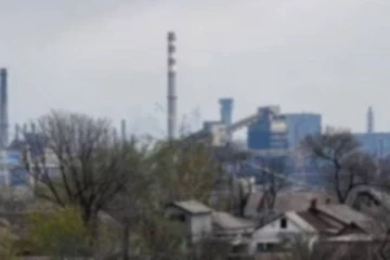 மரியுபோல் இரும்பாலையில் குண்டு வீச்சு தாக்குதல்