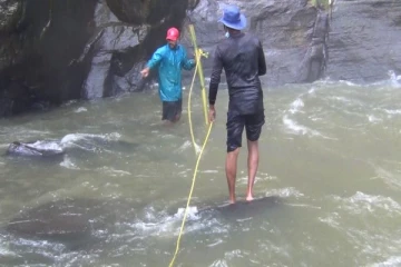 டெவோன் நீர்வீழ்ச்சியில் தவறி வீழ்ந்து காணாமல் போன யுவதியை தேடும் பணிகள் தொடர்ந்தும் முன்னெடுப்பு