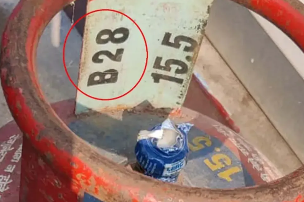 சிலிண்டரின் மேல் எழுதப்பட்டிருக்கும் இந்த எண்களின் அர்த்தம் என்ன தெரியுமா? | Gas Cylinder Have An Expiration Date Code Means