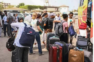 சூடானில் இருந்து நாட்டை வந்தடைந்த 14 இலங்கையர்கள்!