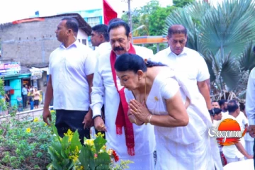 හිටපු ජනපති මහින්ද රාජපක්ෂ පියා ගැන තැබූ සංවේදී සටහන [PHOTO]