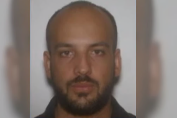 கனடாவில் தங்கக்கட்டிகள் கொள்ளையடிக்கப்பட்ட விவகாரம்: கடைசி குற்றவாளியை நெருங்கும் பொலிசார் | Canada Largest Heist Police Near Indian Culprit