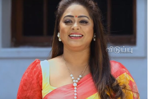 அந்தமாதிரி காட்சியில் கமல் படத்தில் நடிக்க முடியாது!! தெறித்து ஓடி புலம்பும் தேவி நடிகை.. | Devi Actress Turned Down An Opportunity In Kamal