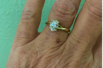 73 வயதில் விவகரத்து செய்த பாட்டி... புதிய திருமணத்தின் பின்னர் போட்ட அதிரடி புகைப்படம்!