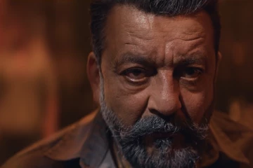 லியோ பட வில்லன் சஞ்சய் தத் வீட்டிற்கு வெளியே குவிந்த கூட்டம்.. என்ன செய்திருக்கிறார் பாருங்க