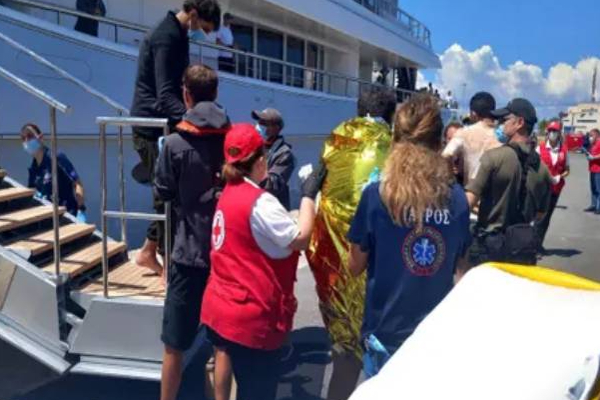 அகதிகள் படகு மூழ்கியது 78 பேர் பரிதாபகரமாக உயிரிழப்பு | Greece Migrants Boat Capsized 78 Peoples Death