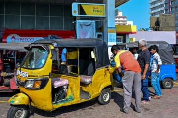 මැදපෙරදිග යුද්ධයෙන් ලංකාවට දැවැන්ත බලපෑම් - බැරලයකට ඩොලර් 286ක්