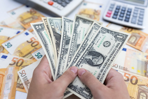 டொலர் பெறுமதியில் மாற்றம் | A Change In The Value Of The Dollar