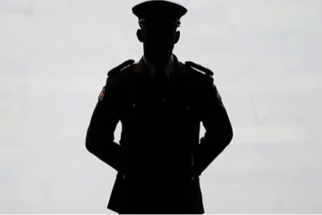 நுரைச்சோலை பொலிஸ் பொறுப்பதிகாரியின் லீலைகள் அம்பலம்