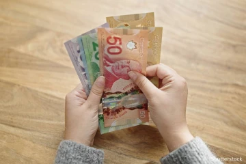 கனடாவில் குறைந்தபட்ச ஊதியத்தை அதிகரிக்க அரசு முடிவு