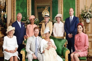 ஹரியுடன் சமரசம் செய்துகொள்வது நல்லது: ராஜ குடும்பத்தை வலியுறுத்தும் நிபுணர்கள்