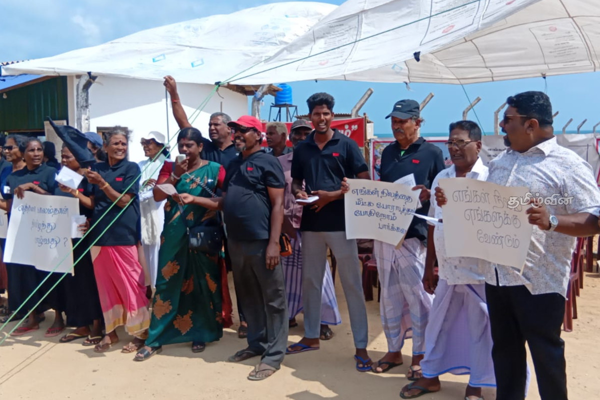 36 வருடங்களாக போராடும் யாழ். மக்கள் - அமைச்சர்கள் கொடுத்த வாக்குறுதி | Protest In Palali 36 வருடங்களாக போராடும் யாழ். மக்கள் - அமைச்சர்கள் கொடுத்த வாக்குறுதி | Protest In Palali