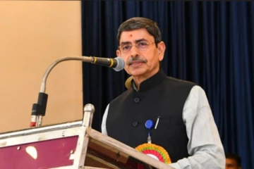 காந்தியும் சாதி தலைவராகியிருப்பார்..தமிழகத்தில் பிறந்திருந்தால்!! ஆளுநர் ஆர்.என்.ரவி ஆவேசம்!!