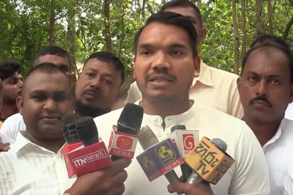 அரசாங்கம் இழைக்கும் அநீதி! பாதிக்கப்பட்டுள்ள நாட்டு மக்கள் தொடர்பில் நாமலின் கோரிக்கை | Namal Rajapaksa Exposes The Government S Inaction