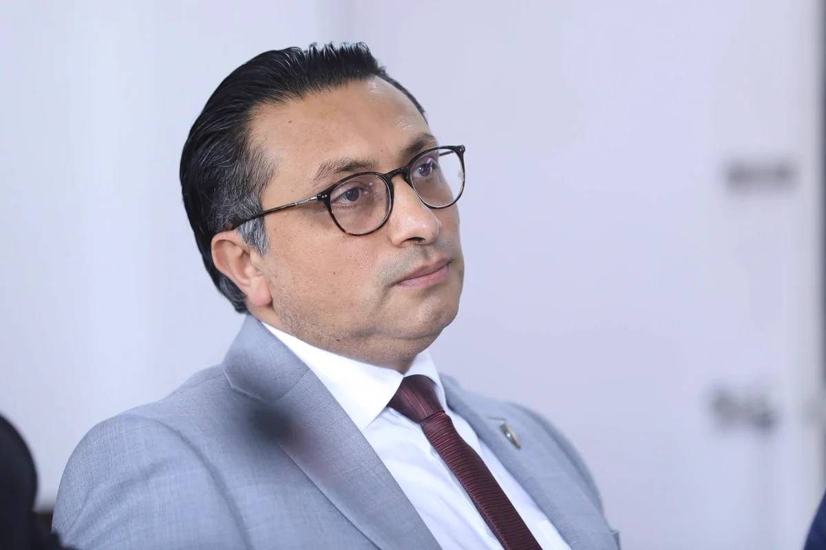 நேபாளத்தை புனரமைக்க 5 பில்லியன் டொலர் தேவை - நிதியமைச்சர் | Nepal Fm Says Need 5 Billion To Rebuild