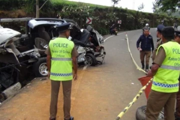 அநுராதபுரத்தில் கோர விபத்து: தந்தையும் மகனும் பலியான சோகம்