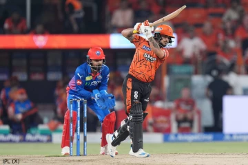அபிஷேக் ஷர்மா சிக்ஸர் மழையில் சதம்! சன்ரைசர்ஸ் அபார வெற்றி