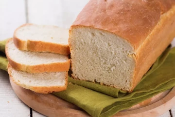 இப்படி தான் பிரெட் செய்றாங்களா? இதைப் பார்த்தா இனிமே ‘நோ’பிரட் தான்!