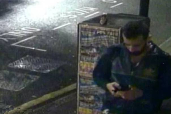 லண்டனில் உள்ள பூங்கா ஒன்றில் சடலமாக கிடந்த இலங்கையர்! | Mysterious Death In London Park Police