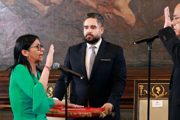 மதுரோ கைதின் பின்னணியில் உள்ள அரசியலை அம்பலமாக்கிய வெனிசுலா! | Venezuela Slams Us Oil Greed Allegations