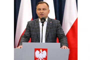 உக்ரைனுக்கு போர் விமானங்கள் அனுப்புவது குறித்து போலந்து எடுத்த திடீர் முடிவு