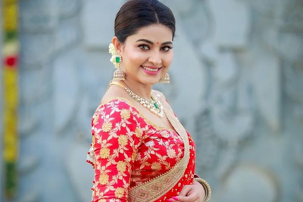 40 வயதான நடிகை சினேகாவா இது? இந்த வயசுலையும் இப்படியொரு எக்ஸ்பிரஷனா.. | Sneha Expresion In Dancejodidance Viral Video