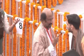 ரஜினிகாந்த் குடும்பத்திற்கு அயோத்தியில் அனுமதி மறுப்பு? கடைசி நேரத்தில் நடந்தது என்ன