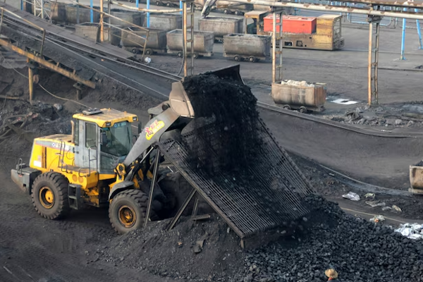 பாகிஸ்தானில் நிலக்கரி சுரங்கத்தில் விஷவாயு தாக்கி 11 பேர் பரிதாப மரணம்! | 11 Workers Killed In Coal Mine Accident Pakistan பாகிஸ்தானில் நிலக்கரி சுரங்கத்தில் விஷவாயு தாக்கி 11 பேர் பரிதாப மரணம்! | 11 Workers Killed In Coal Mine Accident Pakistan