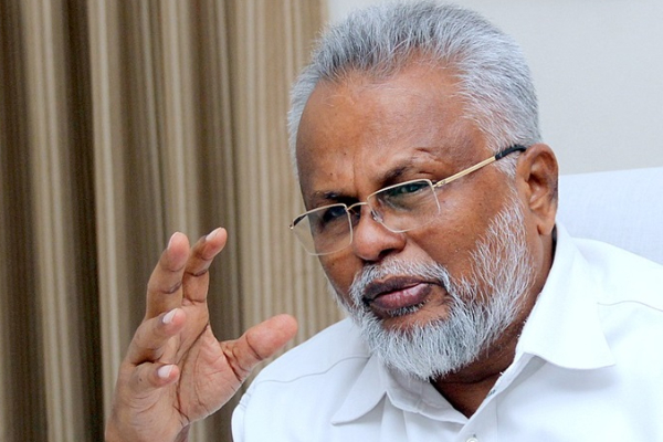 தமிழ்க் கட்சிகளுடன் இணைந்து பயணிக்க டக்ளஸ் பச்சைக்கொடி | Douglas Green Flag To Travel With Tamil Parties