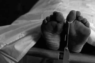 මනමාළ වැවේ ඇලට වැටුනු  පුද්ගලයෙකුට සිදුවු දේ