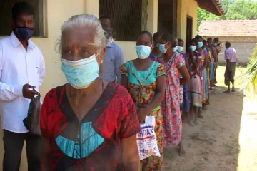 பயணக்கட்டுப்பாடு காரணமாக எந்தவித வருமானமும் அற்ற நிலையில் மக்கள்