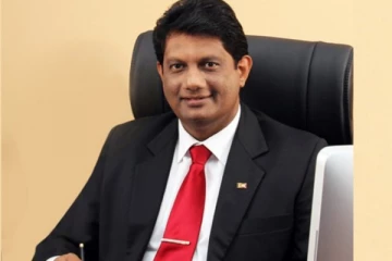 அமைச்சர்களிடம் ஆடம்பர வாகனங்கள் இல்லை- மக்கள் நினைப்பது தவறு - நாலக கொடஹேவா