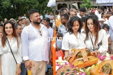 සුරූපී නිළි ගයාත්‍රී දියණියත් සමගම චණ්ඩි ඇතු වෙනුවෙන් සිදුකළ දේ..(PHOTOS)