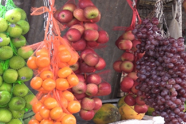 யாழ்.குடாநாட்டு வியாபாரிகள் கவலை | Falling Sales Jaffna Traders Are Worried