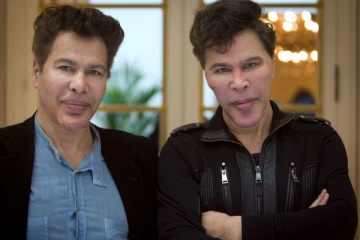 பிரான்சில் தடுப்பூசியை புறக்கணித்த பிரபல இரட்டையர்களுக்கு நடந்தது என்ன? வெளியான தகவல்