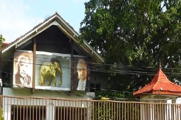 ஐ.தே.கட்சியின் தலைமையகத்தில் தோஷம்:கொழும்புக்கு மாற்றுமாறு யோசனை | Dosham Proposal Transfer Colombo Unp Headquarters ஐ.தே.கட்சியின் தலைமையகத்தில் தோஷம்:கொழும்புக்கு மாற்றுமாறு யோசனை | Dosham Proposal Transfer Colombo Unp Headquarters