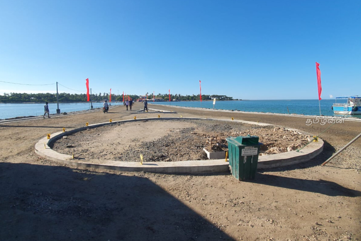 வடக்கில் வீதி புனரமைப்பு பணிகள் ஆரம்பம் - பிமல் ரத்நாயக்க உறுதி! | Road Reconstruction Work Begins In The North