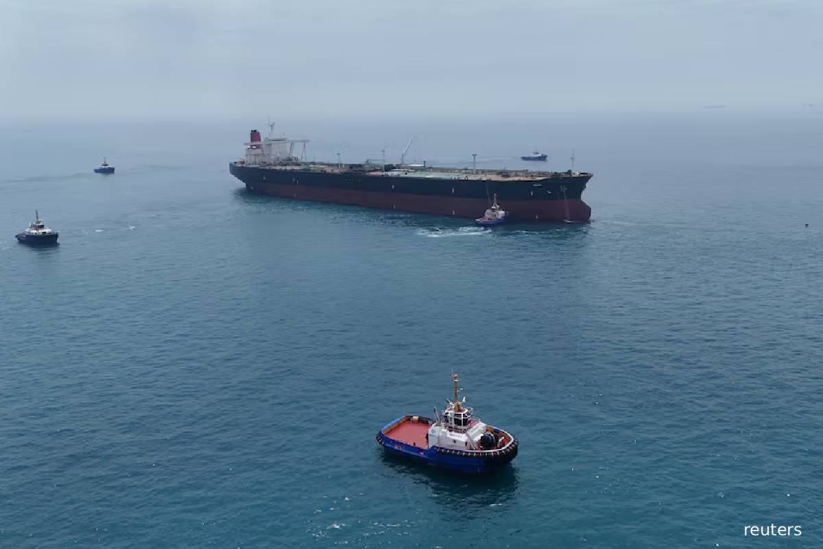 ஹார்முஸ் கப்பல் போக்குவரத்து... ட்ரம்பும் ஸ்டார்மரும் அவசர ஆலோசனை | Starmer Trump Discuss Hormuz