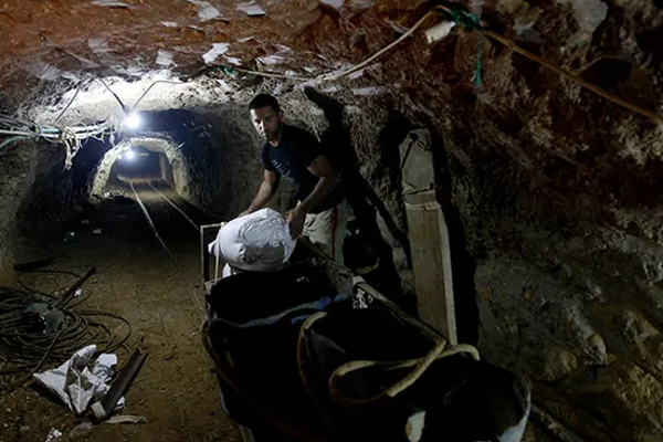 சுரங்கப்பாதைகளுக்குள் இஸ்ரேல் - ஹமாஸ் கடும் மோதல்! | Israel Hamas Clash In The Tunnels